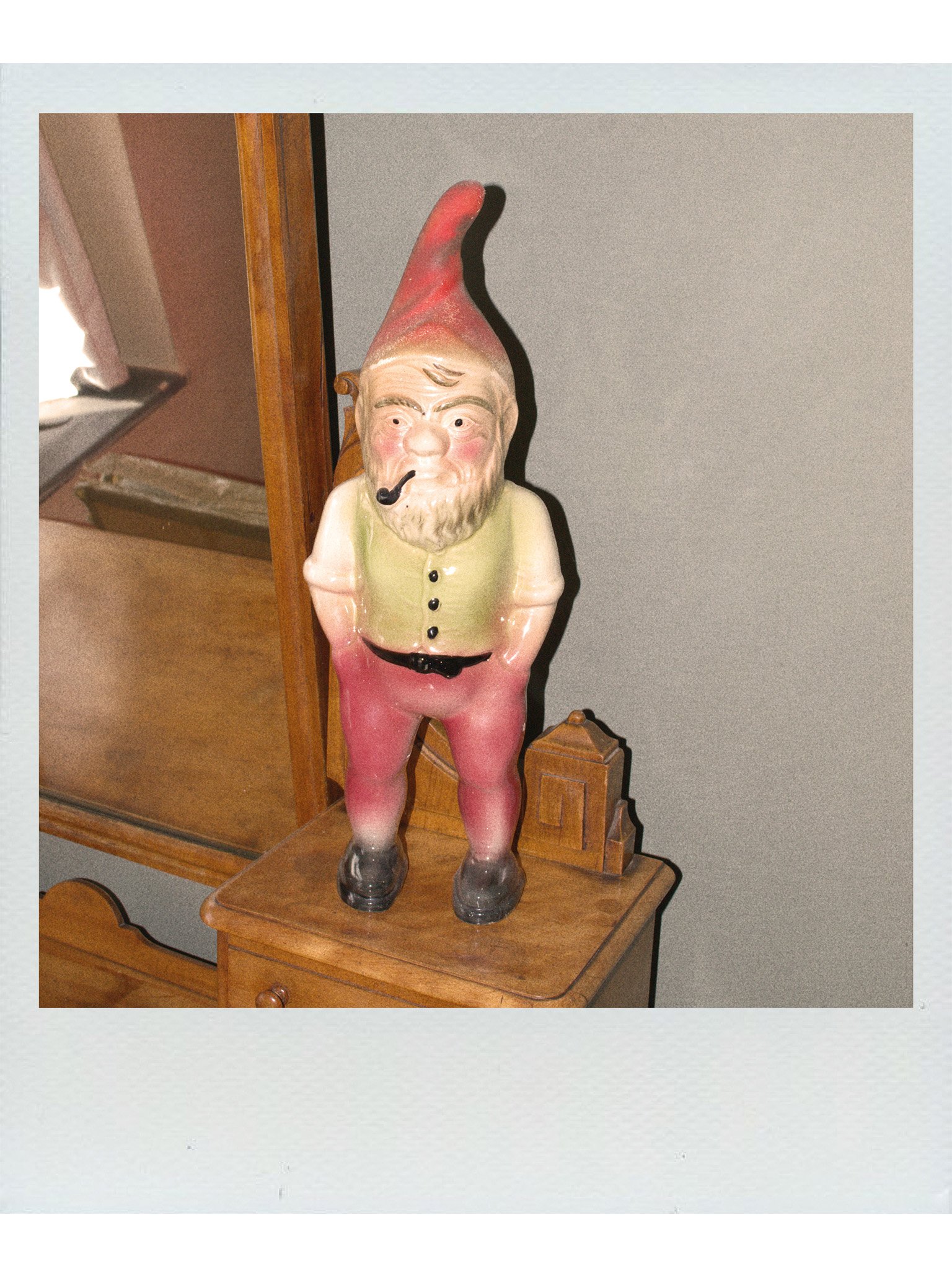 2026_Notes_On_Home_In_Praise_Of_Clutter_Blog_Article_1536x2060px_Carousel_02_Slice_05.jpg