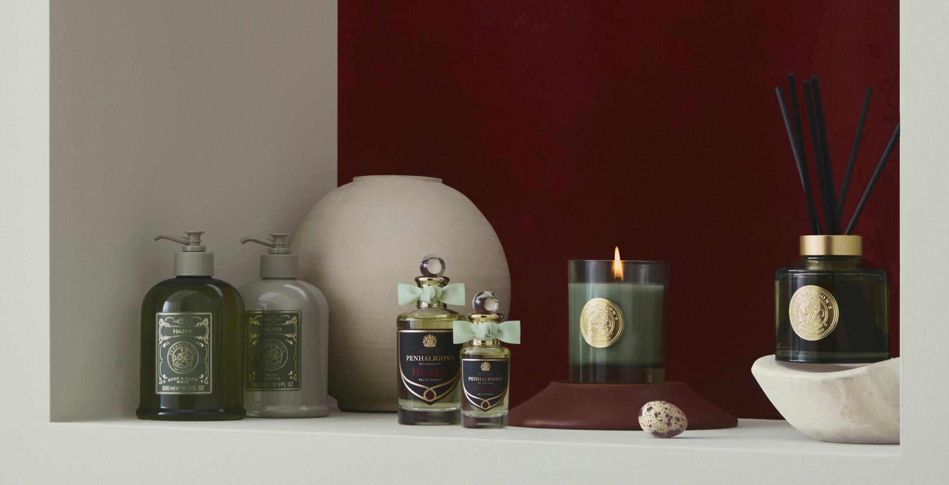 A_Lesson_In_Layering_Ones_Scent_Hero.jpg