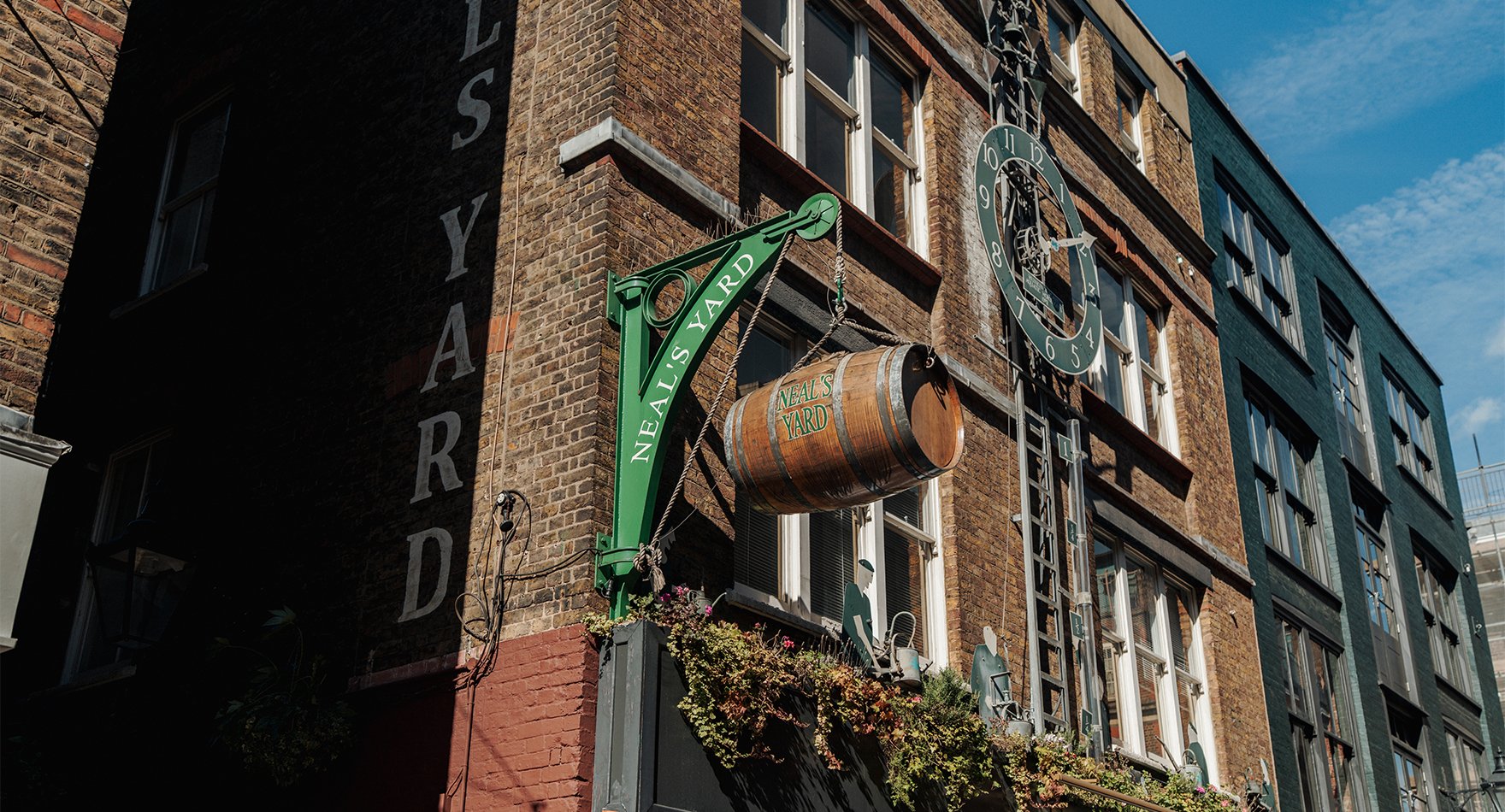 2026_London_By_Penhaligons_Covent_Garden_Blog_Image_Desktop_1760x950px_01.jpg