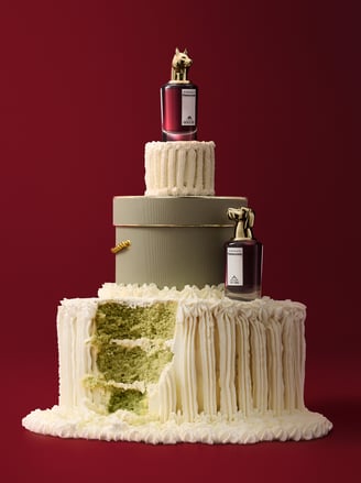 Wedding cake with penhaligons gift box as second layer