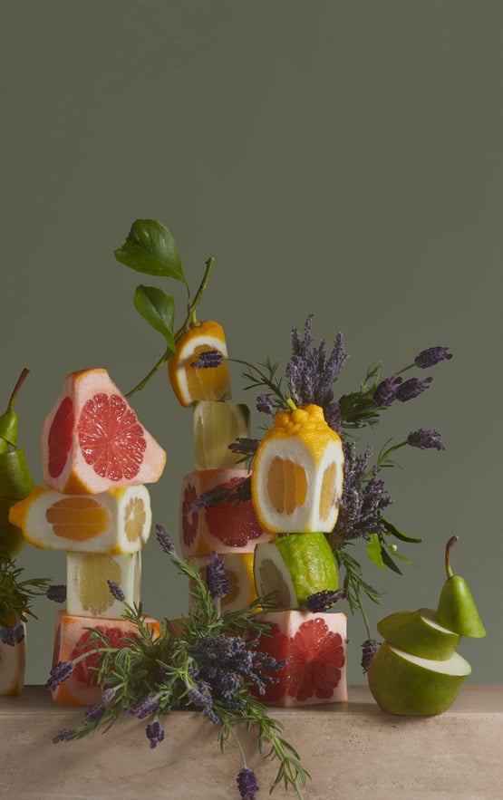 Citrus fruits, pear, lavender