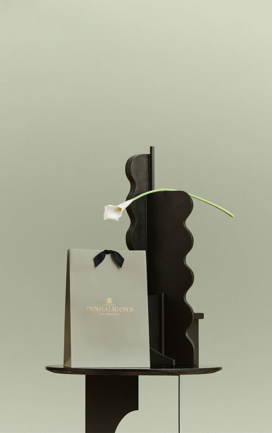 Pen_2026_Gifting_bag_PLPCard_Desktop.jpg